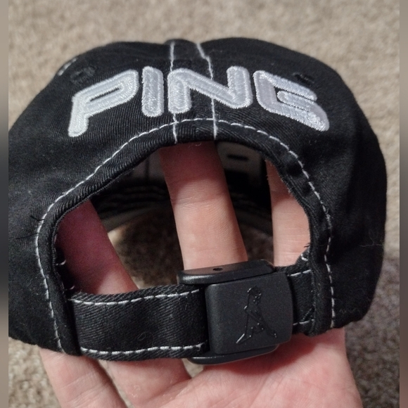 Ping adjustable Golf Hat - Picture 6 of 8